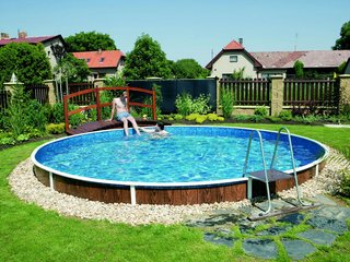Бассейн Azuro Deluxe 403DL круг 5,5х1,2 м Каркас, пленка, без оборудования