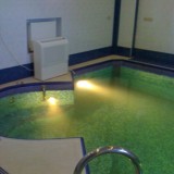 Закрытый монолитный бассейн для плавания с подводным освещением